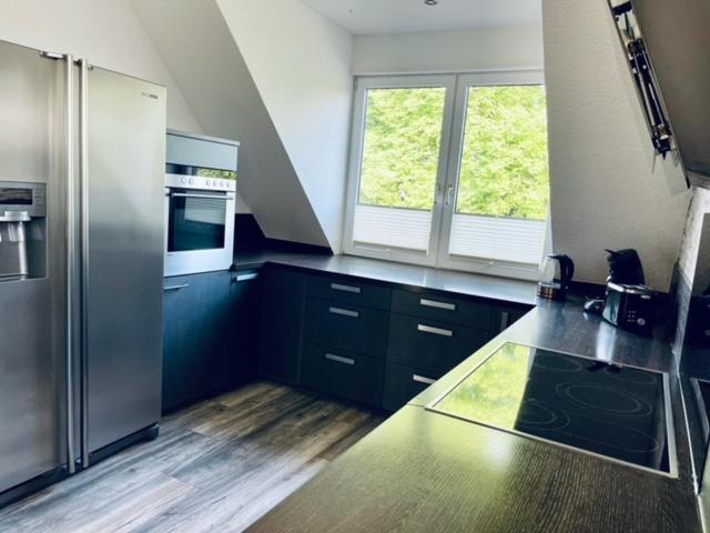 Apartment 160Qm 5 Schlafzimmer 1 Wohnzimmer Terrasse Und Balkon Wilhelmshaven Exterior photo